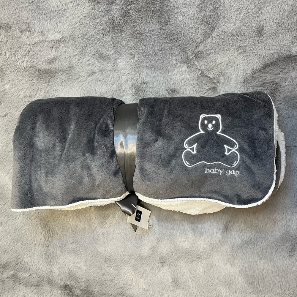 Baby Gap Gray Shepherd Blanket